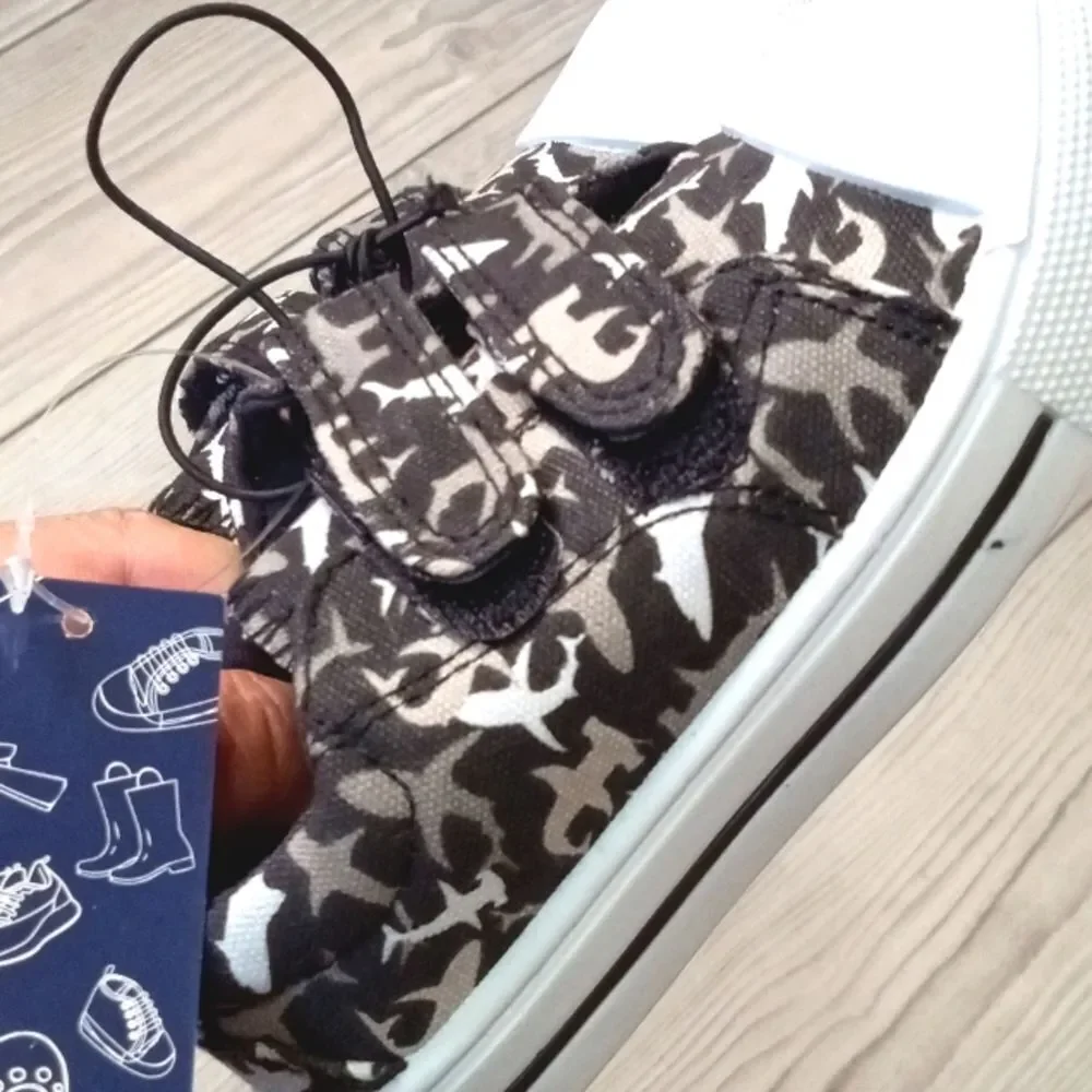 (17-3869)  K Komforme Shoes  Sz 7